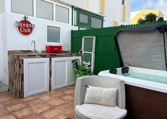 Vv Tropical Sun And Palm 